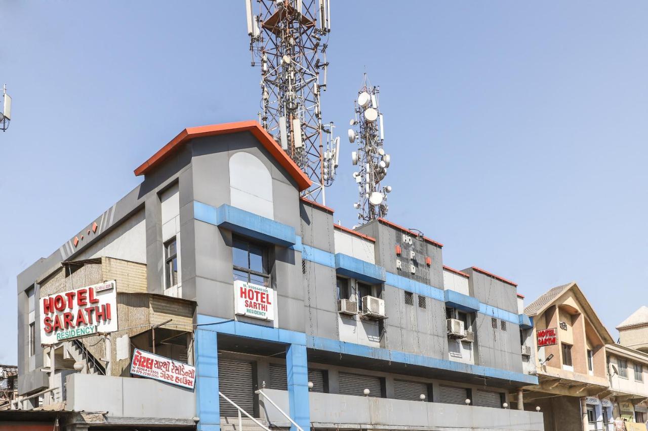 Oyo 69877 Hotel Sarthi Residency Ahmedabad Ngoại thất bức ảnh
